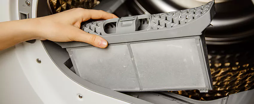 Signs Of A Clogged Dryer Lint Trap in Kennewick, Washington